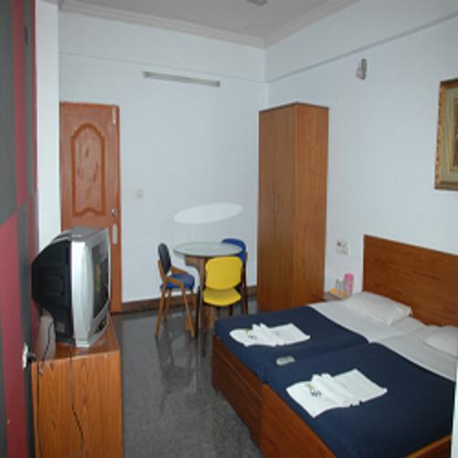 Deva Residency - Bengaluru - Bedroom
