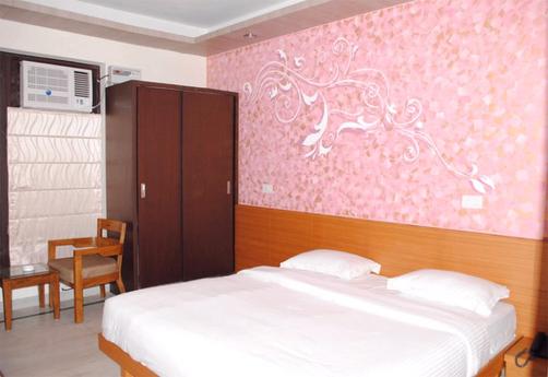 Anand Villa - Gurgaon - Bedroom