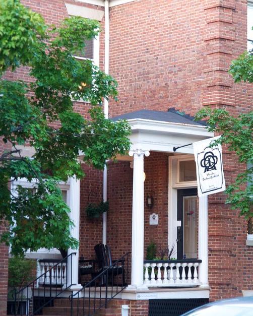 The One Bed and Breakfast - Richmond - Building