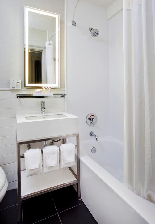 Row NYC - New York - Bathroom