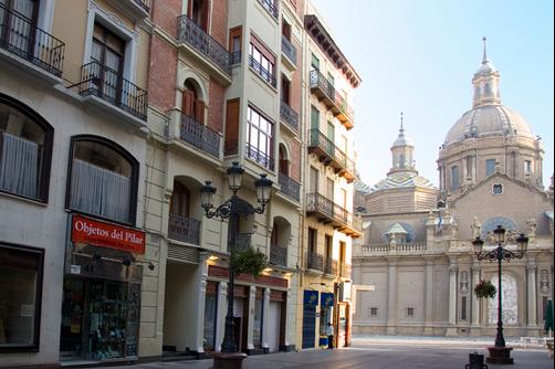 Apartamentos Sabinas Alfonso - Zaragoza - Building