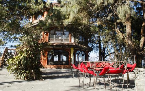 Peaceful Cottage & Cafe du Mont - Nagarkot - Patio
