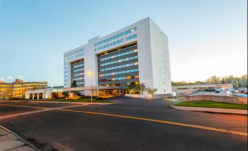 DoubleTree by Hilton Binghamton - Binghamton - Building