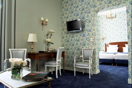 Hotel Mayfair - Paris - Bedroom