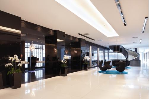 Radisson Blu Hotel Hamburg, City Centre - Hamburg - Lobby