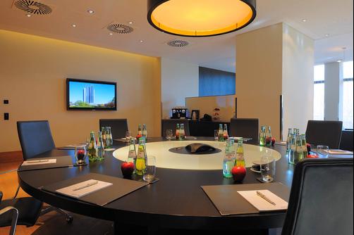 Radisson Blu Hotel Hamburg, City Centre - Hamburg - Business center