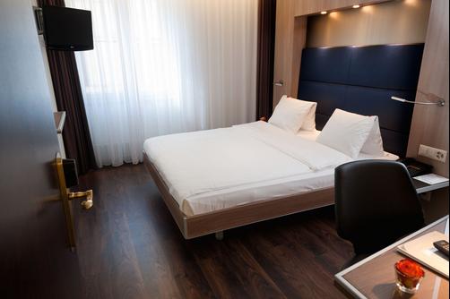 Alexander - Zurich - Bedroom
