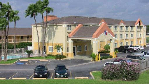 Super 8 Harlingen TX - Harlingen - Building