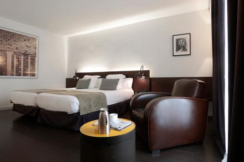 Hotel Regina - Barcelona - King bedroom