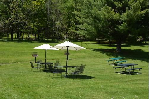 Terrace Motor Inn - Cooperstown - Outdoors view