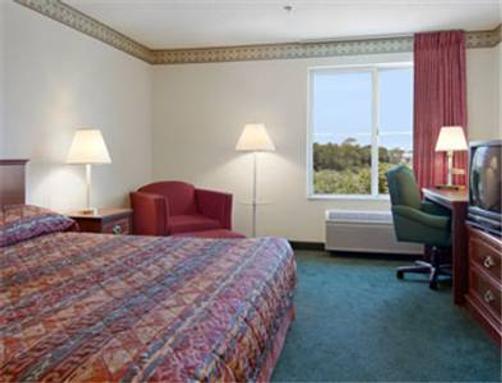 Baymont Inn & Suites Chicago/Calumet City - Calumet City - Bedroom