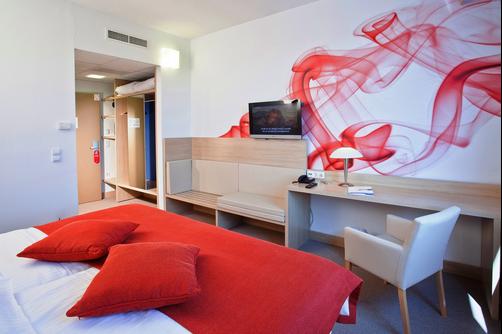 Hotel Rebro - Zagreb - Bedroom