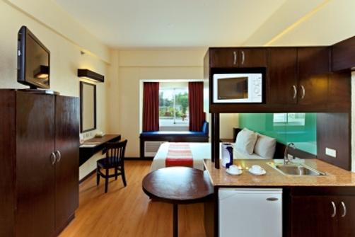 Microtel Inn & Suites by Wyndham Sto Tomas Batangas - Batangas