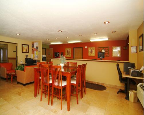 Econo Lodge - Silver City - Lobby