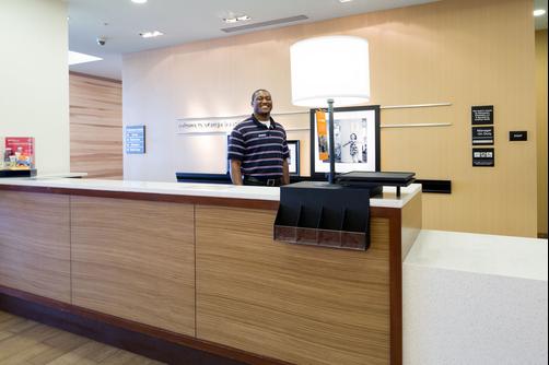 Hampton Inn & Suites Orange Beach - Orange Beach - Front desk