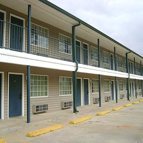 Meriwether Country Inn - Warm Springs - Building