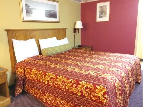Scottish Inns New Cumberland - New Cumberland - King bedroom