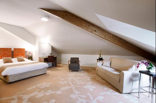Kyriad Chambéry Centre Curial - Chambery - Bedroom