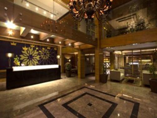Leisure Inn West Gurgaon - Gurgaon - Front desk