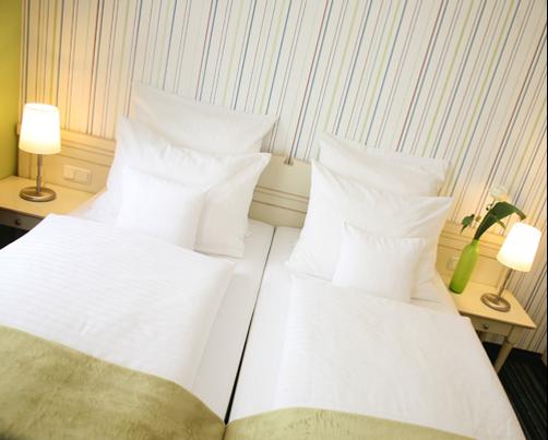 SI-Suites - Stuttgart - Double room