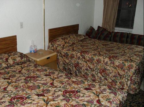 Shore Winds Motel - Daytona Beach - Bedroom