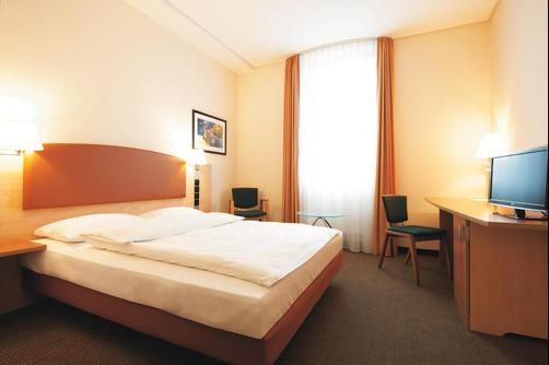 InterCityHotel Berlin Ostbahnhof - Berlin - Bedroom