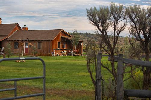 Cottonwood Meadow Lodge - Panguitch - Building
