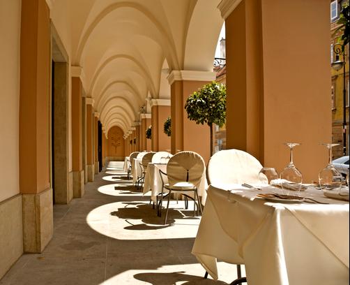 Mamaison Hotel Le Regina Warsaw - Warsaw - Outdoors view