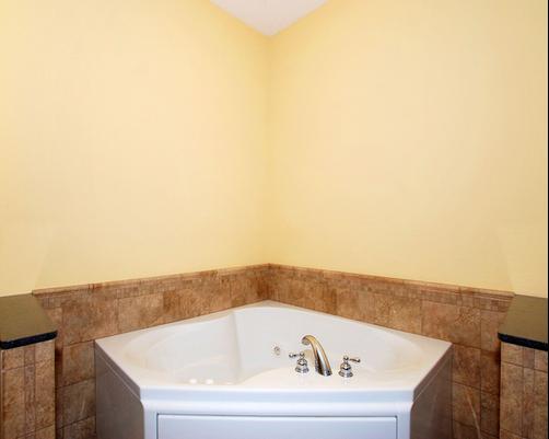Comfort Suites - Rochester - Bathroom