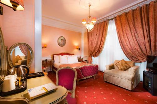 Hotel Belfast - Paris - Bedroom