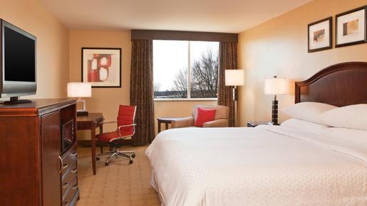 Four Points by Sheraton Kalamazoo - Kalamazoo - Bedroom