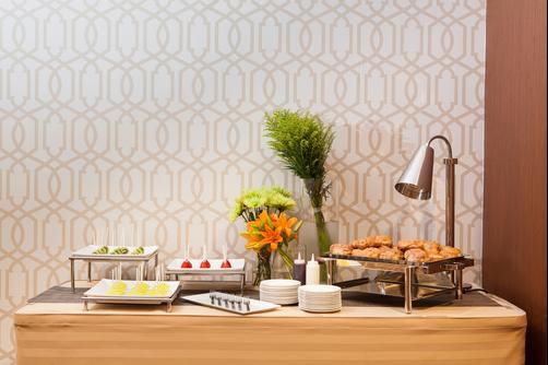Sheraton Pittsburgh Airport Hotel - Coraopolis