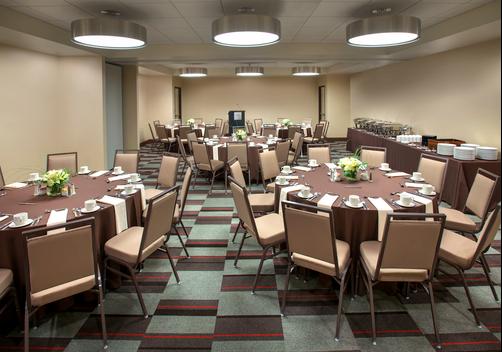 Four Points by Sheraton Charleston - Charleston - Conference room
