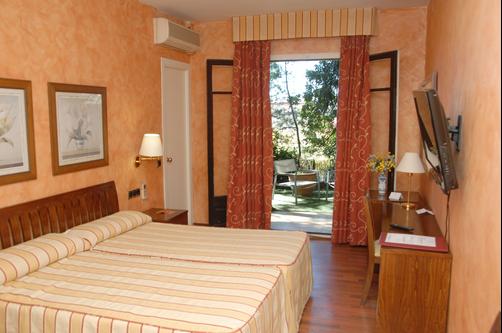 Hotel El Castell - Sant Boi de Llobregat - Bedroom