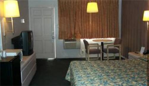 Torch Lite Lodge - Yuma