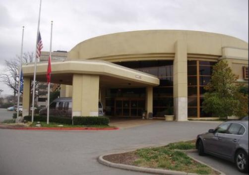 Clarion Hotel Medical Center-Midtown - Little Rock - Building