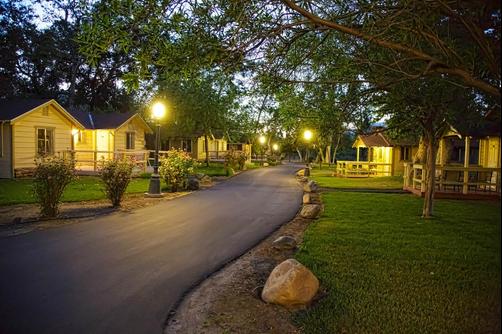Wonder Valley Ranch Resort - Sanger