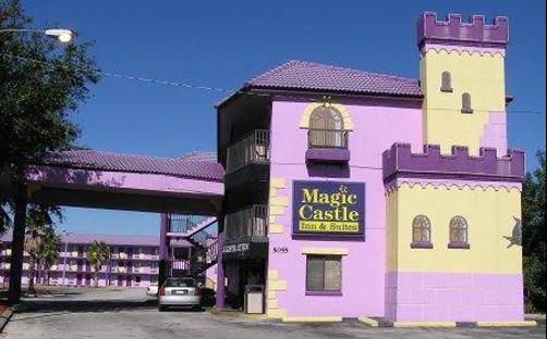 Magic Castle Inn & Suites Motel - Kissimmee