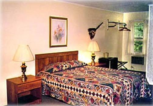 Candlelight Motel - Arlington - Bedroom