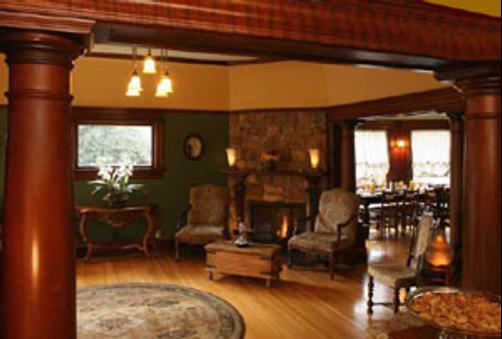 Cabernet House, an Old World Inn - Napa