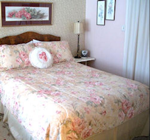 Wildflower B&B - Mountain View