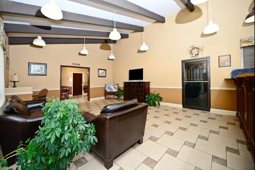 Americas Best Value Inn and Suites Aberdeen - Aberdeen - Lobby