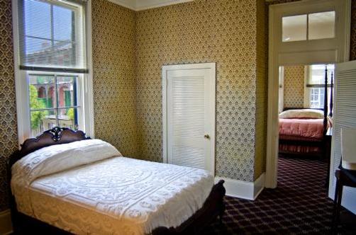 Nine-O-Five Royal Hotel - New Orleans - Bedroom