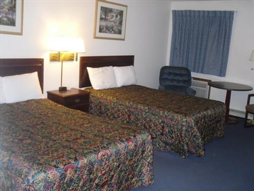 Travel Inn - Watertown