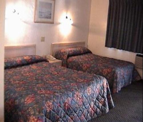 Trails Motel - Lone Pine - Bed