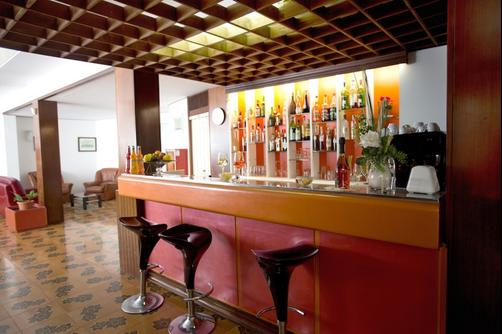 Hotel Plaza - Grado - Bar