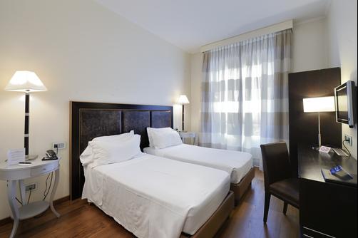 Hotel Canada - Milan