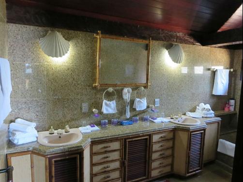 Trópico de Capricórnio - Búzios - Bathroom