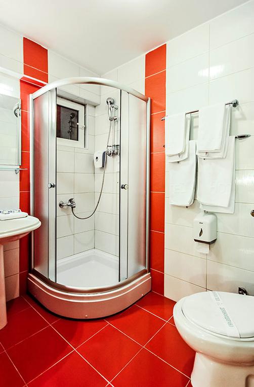 Hotel Victoria - Skopje - Bathroom