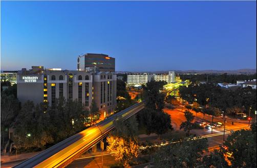 Embassy Suites Walnut Creek - Walnut Creek - Building